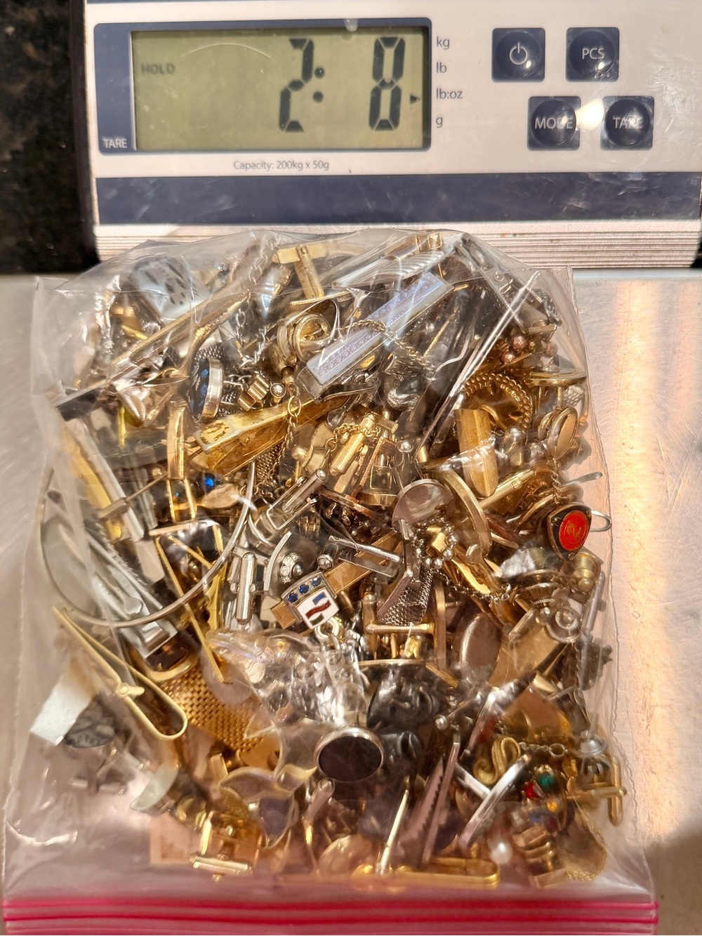 💰 2.8 LB Vintage Men’s Jewelry Lot – Cufflinks, Tie Tacks, Money & Tie Clips